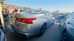 نيسان ألتيما